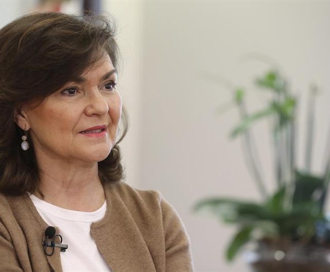 Carmen Calvo mujeres