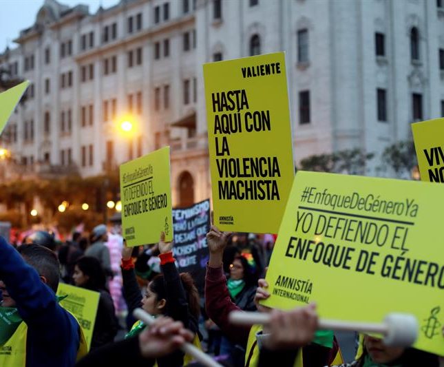 marcha Perú feminicidios