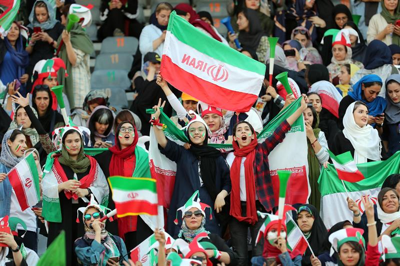 mujeres iraníes fútbol