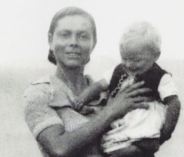 Elodia Zaragoza