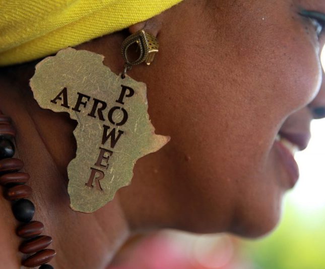 mujer afrodescendiente