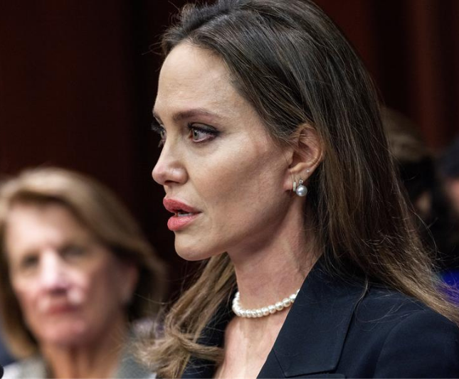 Jolie violencia género