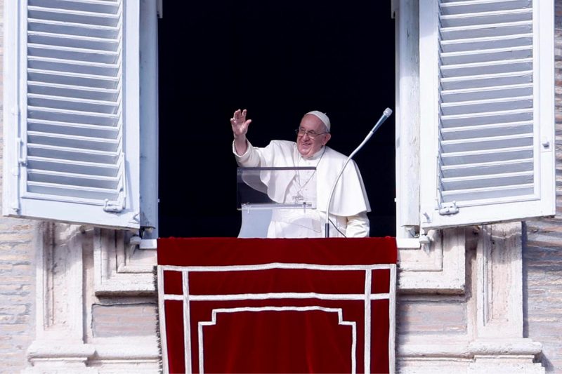 El papa Francisco denuncia discriminación de género en el ámbito laboral