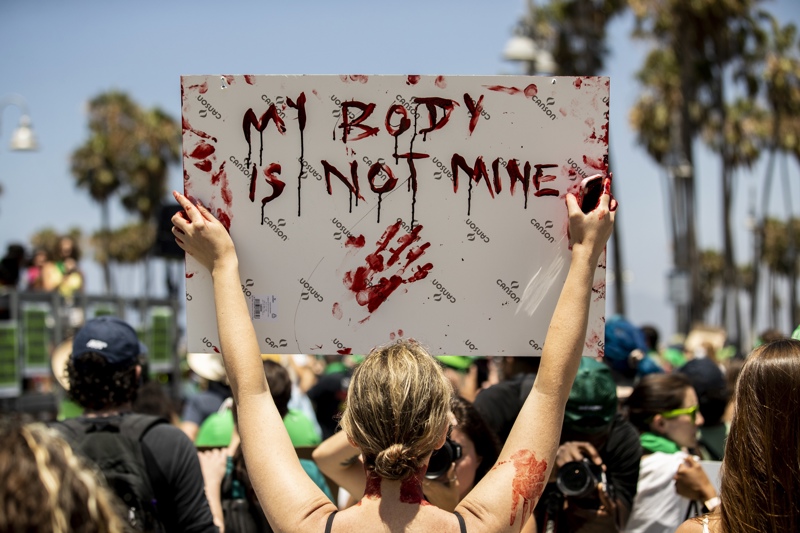 Más de 64.000 embarazos por violación en estados de EE.UU. con restricciones al aborto