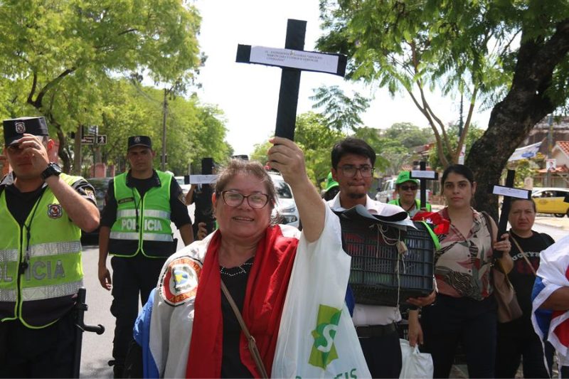 Periodistas denuncian el mal uso de una ley que protege a la mujer ante los casos de corrupción