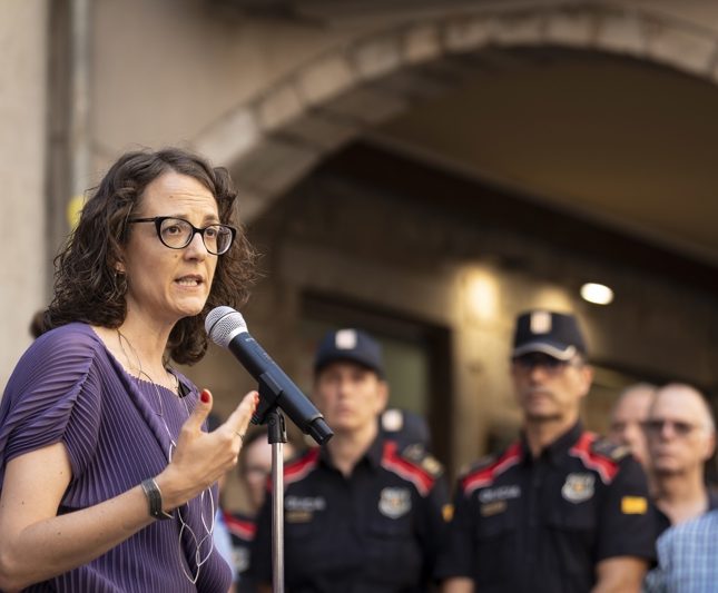 Cataluña activa una red de psicólogas para atender presencialmente urgencias machistas