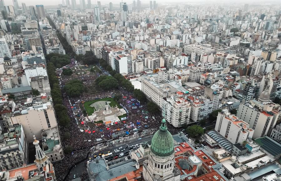 marea morada América Latina