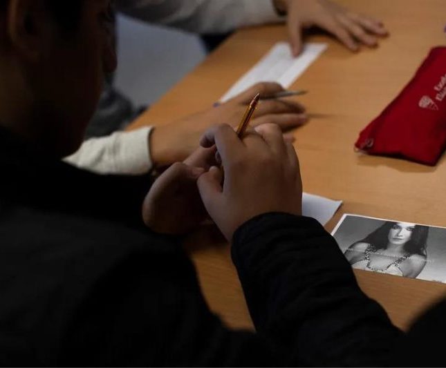 Especialistas exigen una educación sexual inclusiva centrada en el estudiantado