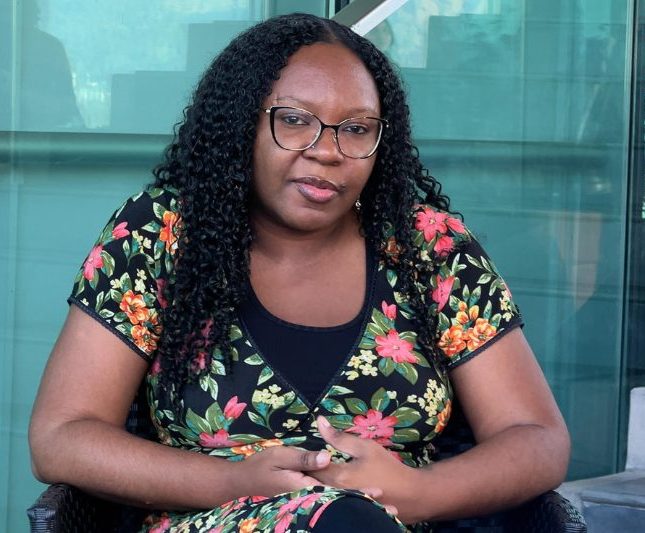 Esther Pineda denuncia que el sexismo y el racismo son “sistemas de opresión complementarios