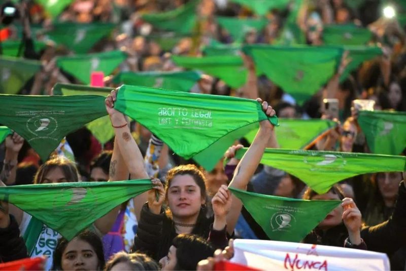 El gobierno de Chile anuncia que presentará un proyecto de ley para legalizar el aborto