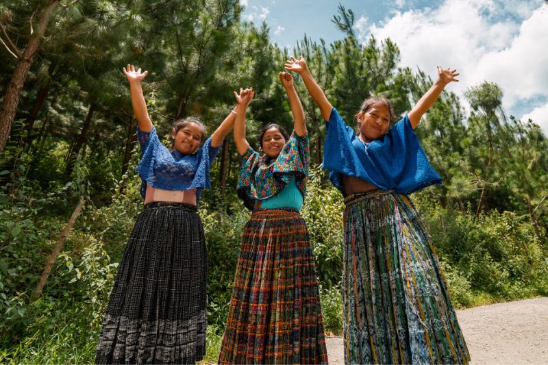 El 75% de las jóvenes del mundo cree en el futuro vivirán en igualdad de género, según informe