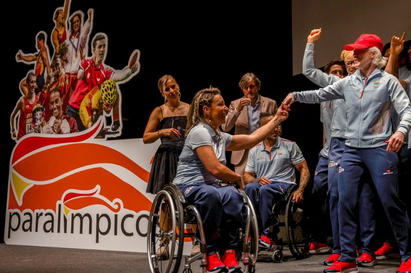 150 deportistas, de ellos 54 mujeres, participan en los Juegos Paralímpicos de París
