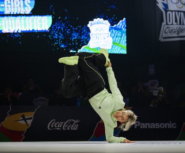 Vanessa Marina breaking