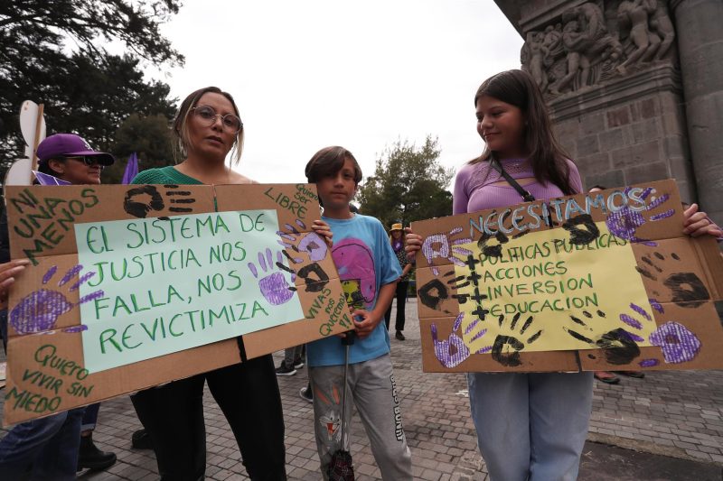 violencia sexual escuelas Ecuador