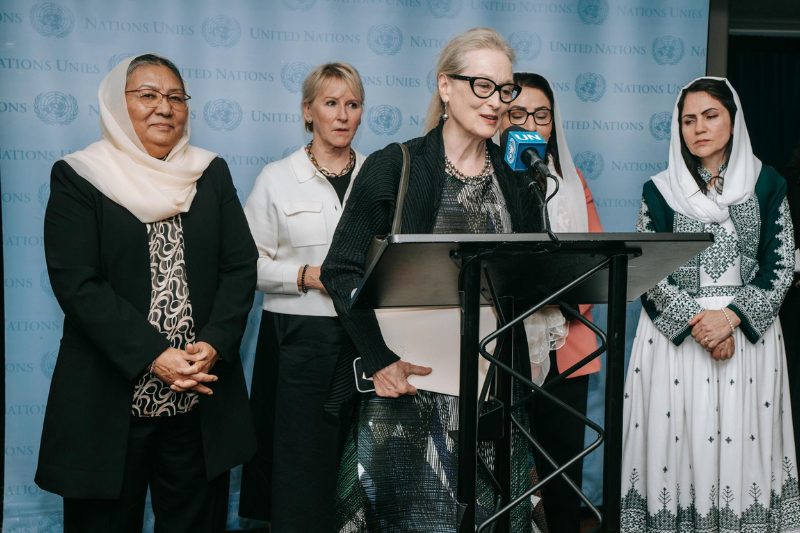 Meryl Streep denuncia ante la ONU que las ardillas gocen de más derechos que las afganas