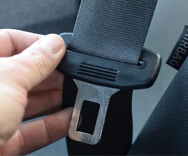 Investigadoras de la UC3M estudian cómo mejorar los cinturones de seguridad con perspectiva de género