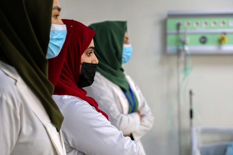 veto estudios médicos mujeres afganas