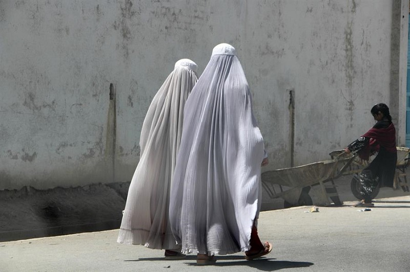 detener talibanes