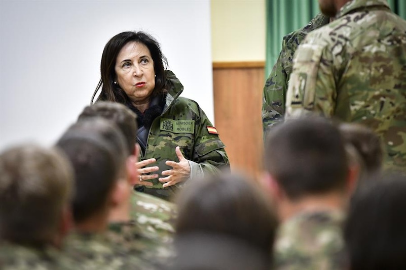 mujeres ministerios Interior y Defensa