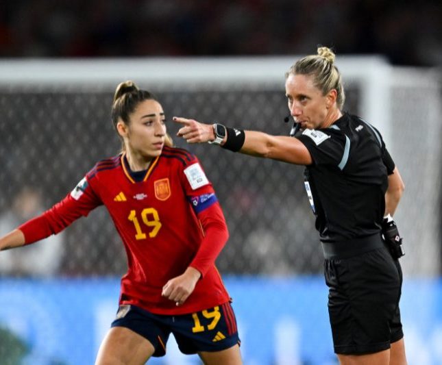 Tori Penso árbitra Mundial
