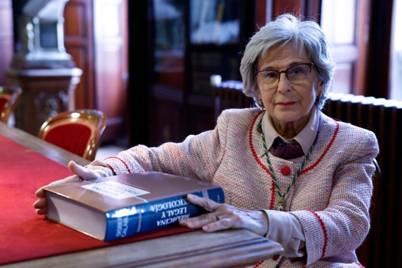 María Castellano medicina