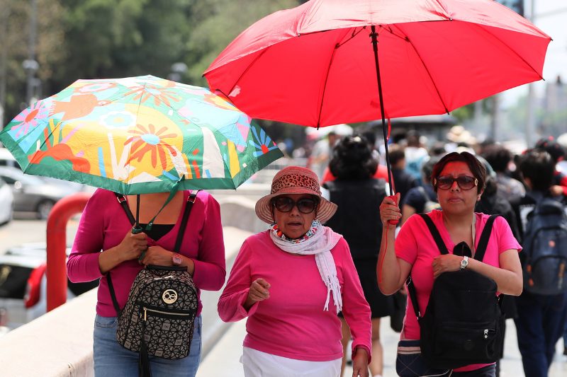 mujeres mayores efectos calor