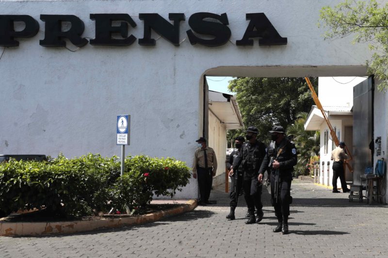 periodistas-nicaraguenses