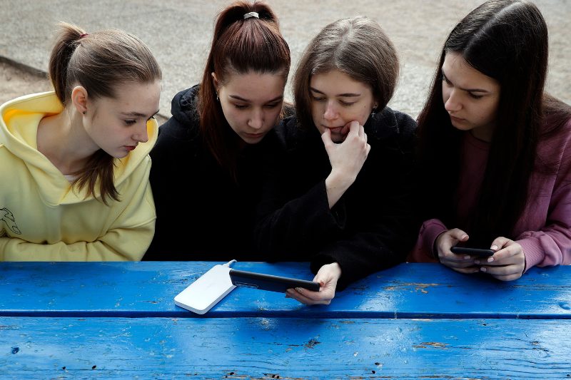 acoso redes sociales mujeres