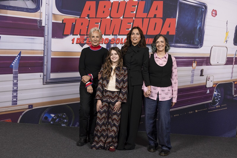 Abuela tremenda película