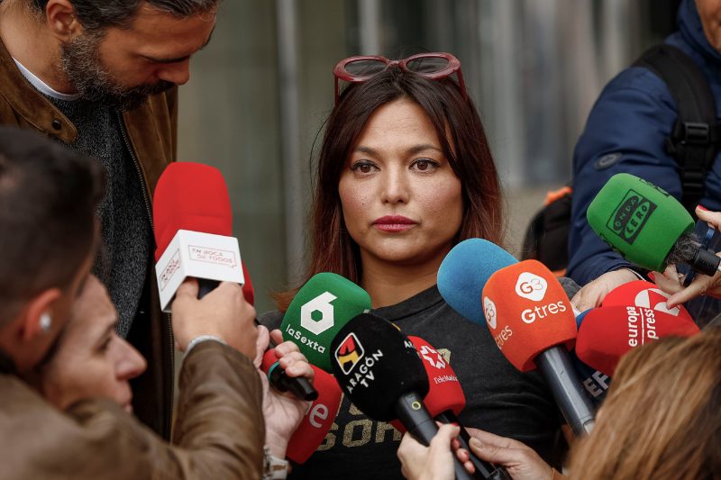 Elisa Mouliaá acusación Íñigo Errejón