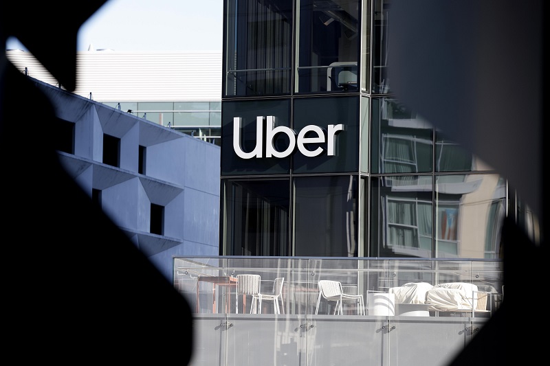 Uber condenada a pagar 8,5 millones de dólares por la agresión sexual de un conductor a una pasajera