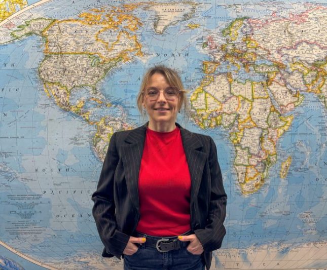 Plaza gimnasia deporte femenino