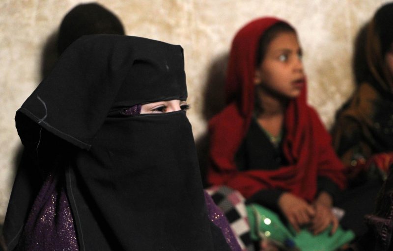 talibanes autorizan matrimonio infantil