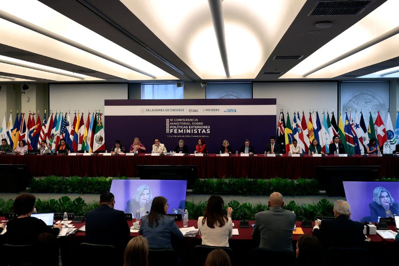 Cumbre política exterior feminista