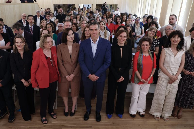mujeres investigación