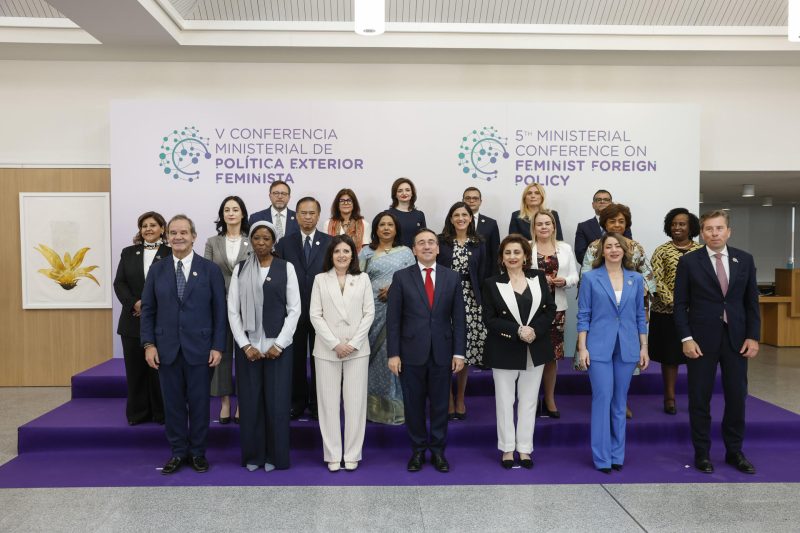 Política exterior feminista recortes