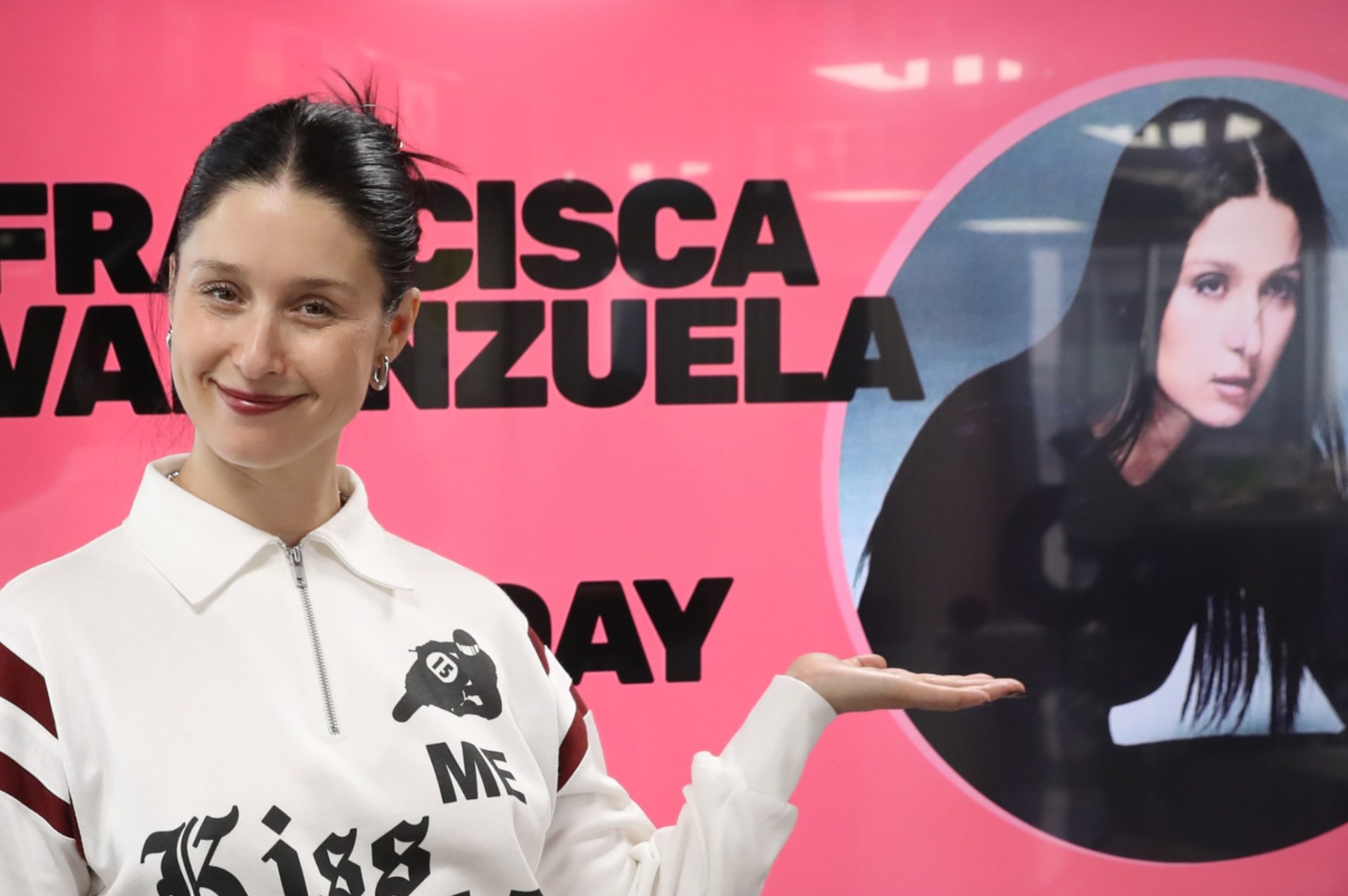 francisca-valenzuela-fondo-banner-su-nom