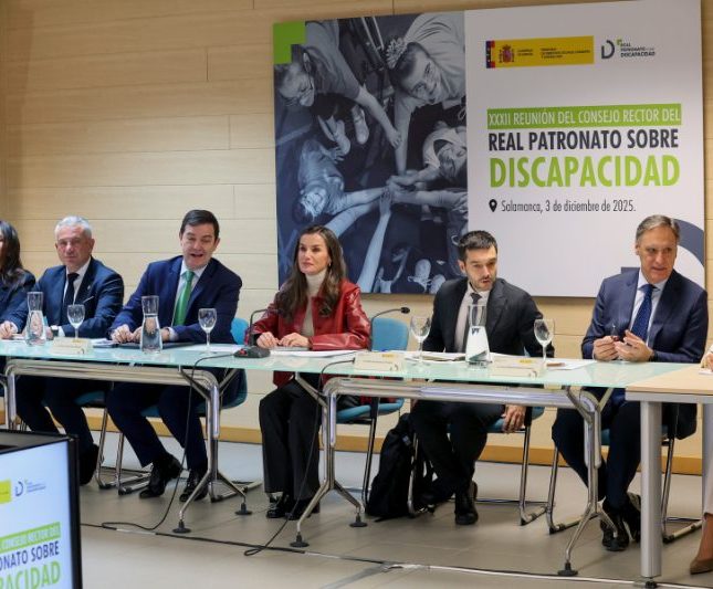 reina letizia reunion patronato discapacidad premios