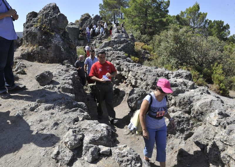 a traves de las trincheras vega de granada guia